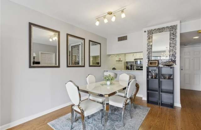 3481 Lakeside Drive NE unit: 3004