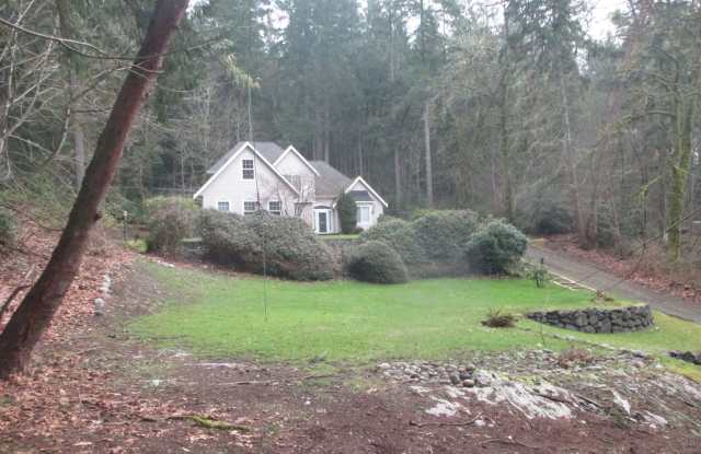 Photo of Beautiful 3 Bed 3 Bath Home in Gig Harbor
