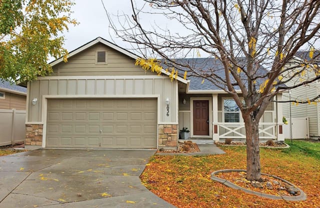 1036 W Pebblestone St - 1036 West Pebblestone Street, Meridian, ID 83646