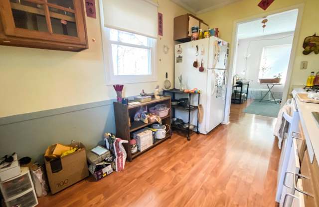 3 Bedroom and 1 bathroom home