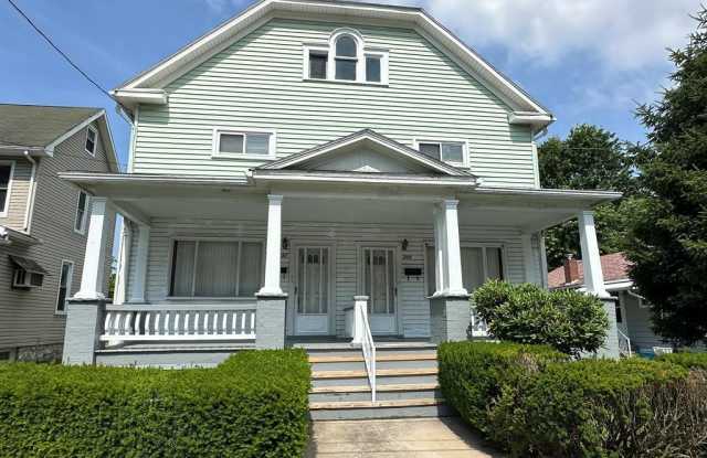 331 Boyer St