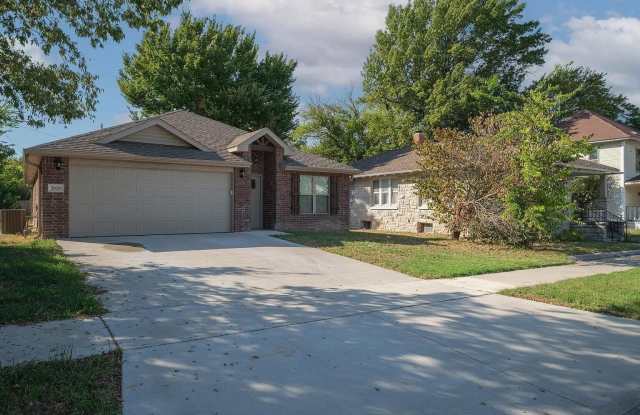 Photo of 2020 S Joplin Avenue