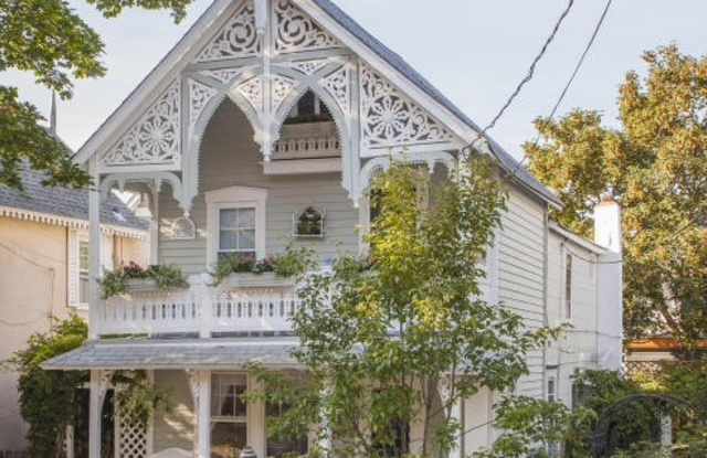 84 Webb Avenue