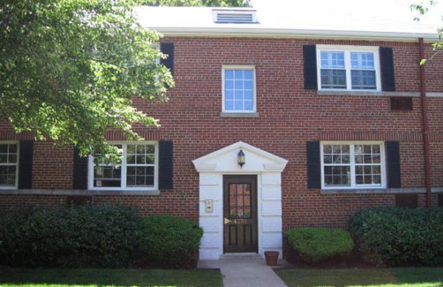 4370 PERSHING DRIVE N - 4370 North Pershing Drive, Arlington, VA 22203