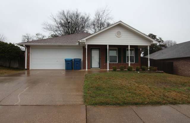 Beautiful 4 bedroom 2 bath home in Whitehouse - Coming Soon!