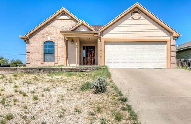 Photo of 2122 Woodlawn Dr