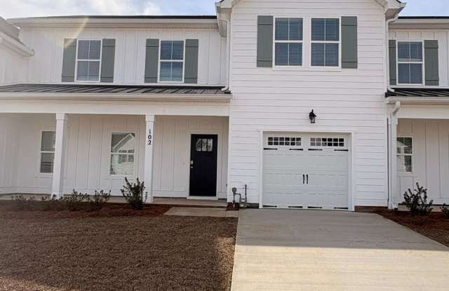 Photo of 102 Alva Court