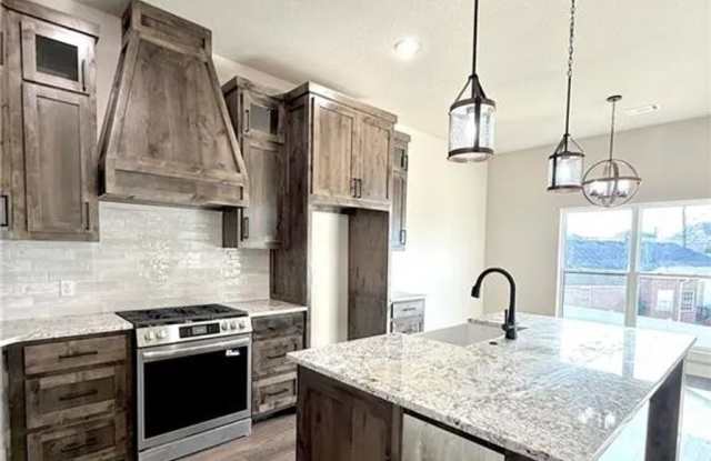 Brand new 4 bedroom home