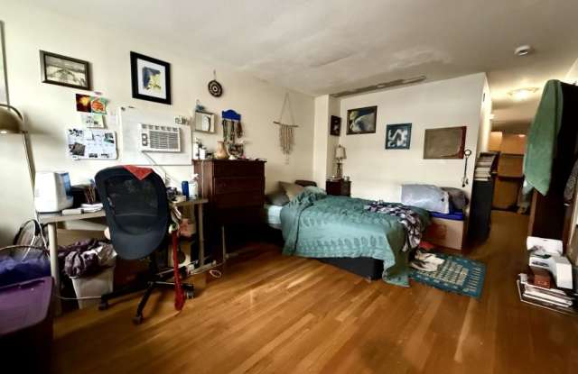 263 River St.