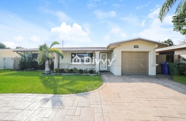 8580 Northwest 12th Street - 8580 Northwest 12th Street, Pembroke Pines, FL 33024