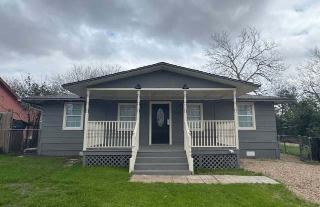 360 Virtual Tour Available
