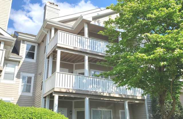 6005 ROSEBUD Lane