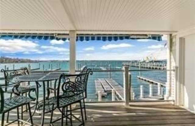 31 Coddinton Wharf