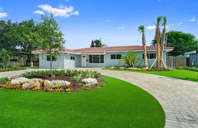 Photo of 251 SE 7th St