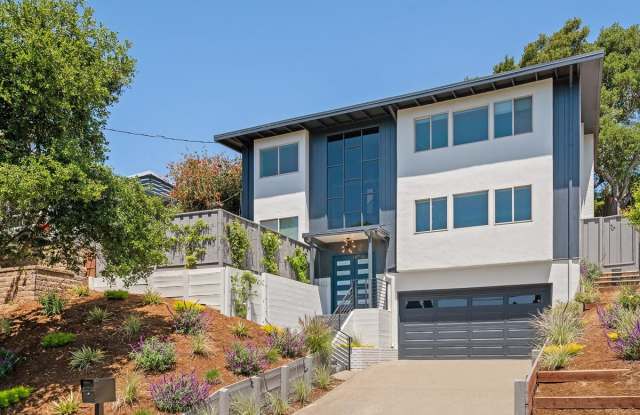 2514 Lincoln AVE