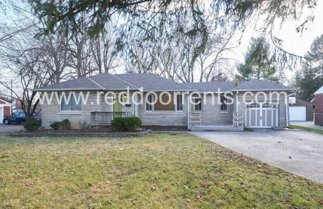 1119 Southview Dr - 1119 Southview Drive, Homecroft, IN 46227