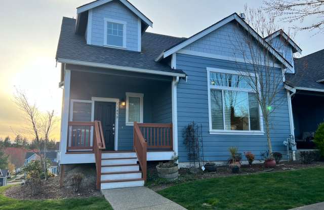 3bed/2.5bath with Lofted Space at Harbor Crossing!