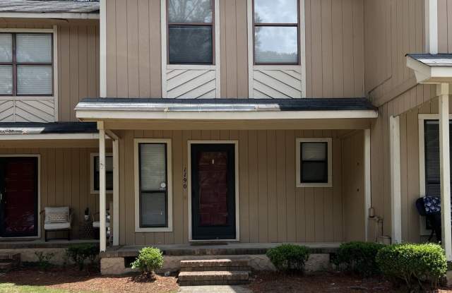 Photo of 1190 Wrenwood Court. (One Small Pet Welcome)