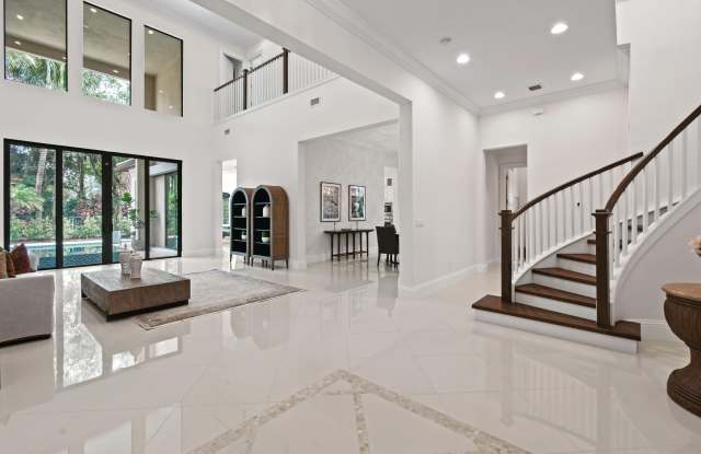 145 Gardenia Isles Drive