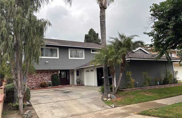 Photo of 11915 Bingham Street