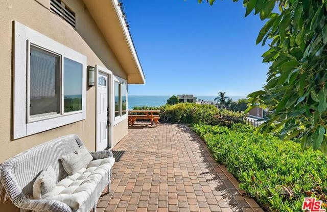 22609 Pacific Coast Highway - 22609 Pacific Coast Highway, Malibu, CA 90265