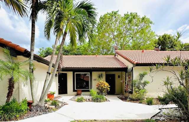 Photo of 15210 SW 48th Ter