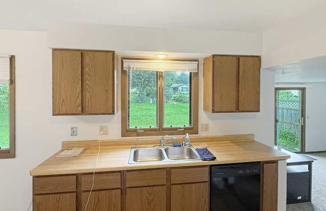 6844 Sunset Meadow Drive