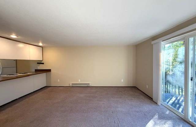 Budget Friendly in Lake Stevens - Move-in Ready!