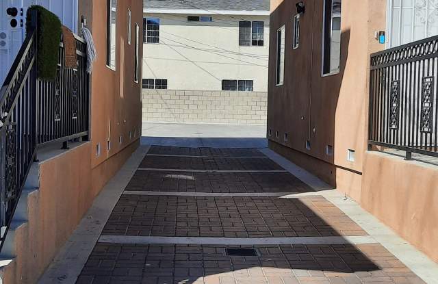 4859 Long Beach Avenue