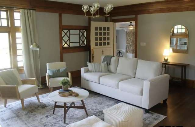 Photo of 720 Connally