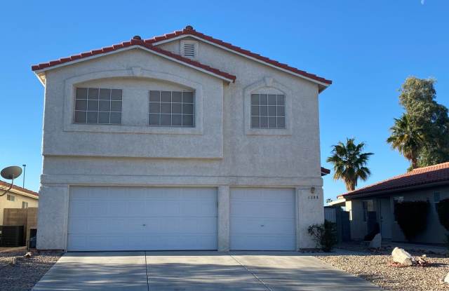 4 bedroom home with pool!!!!