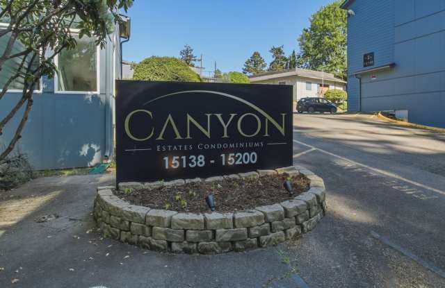 Light & Bright Tukwila Condo
