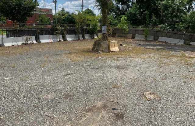 Photo of 711 OLD RITCHIE Road