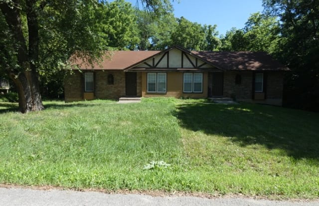 8808 Orchard Street - 8808 North Orchard Street, Pleasant Valley, MO 64068