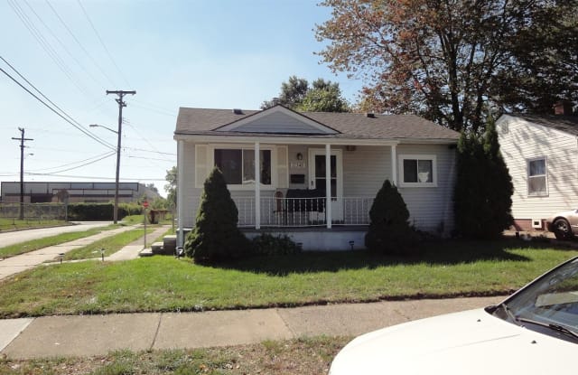 11340 Chalmers Ave - 11340 Chalmers Avenue, Warren, MI 48089