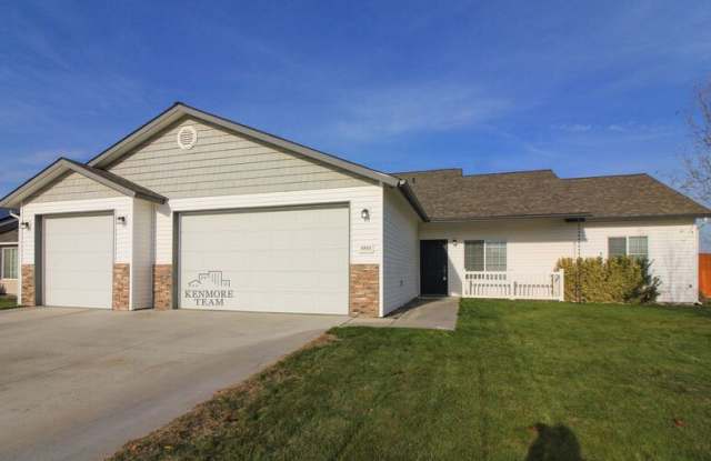 Photo of 4803 Catalonia Dr