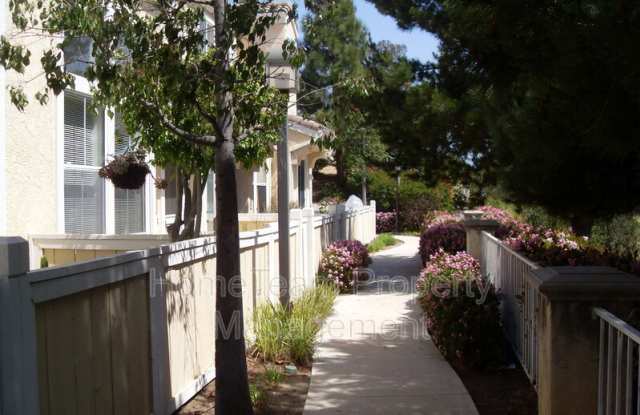 1390 Callejon Palacios