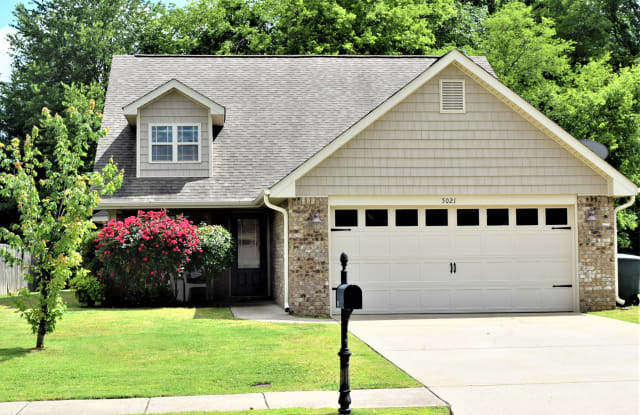 5021 Montauk Trail Southeast - 5021 Montauk Trail Southeast, Huntsville, AL 35763