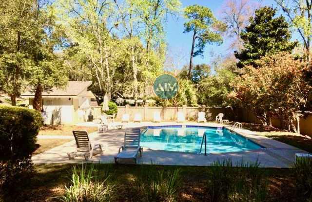 Top-Floor South End Villa Near Coligny Beach- Available Now!