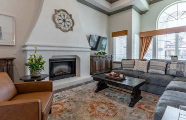 4862 Callaghan Rd, #1211
