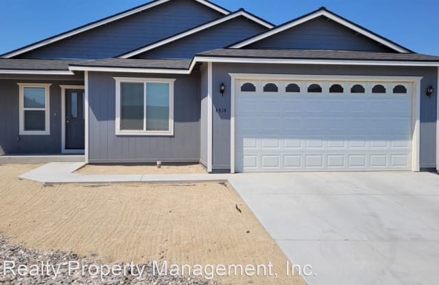 4514 Spaight Way - 4514 Spaight Way, Fernley, NV 89408