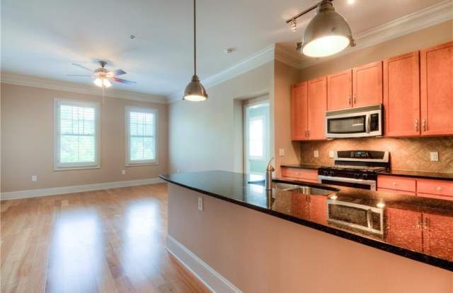 3621 Vinings Slope SE