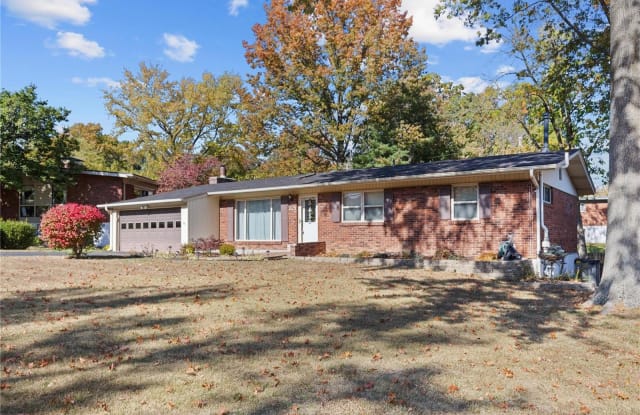 625 Rayburn Avenue - 625 Rayburn Avenue, Crestwood, MO 63126