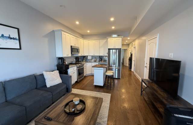 Photo of 249 Lexington Street Unit #2