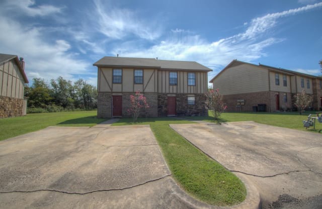 14411 South 302nd East Avenue - 1Unit A - 14411 South 302nd East Avenue, Coweta, OK 74429