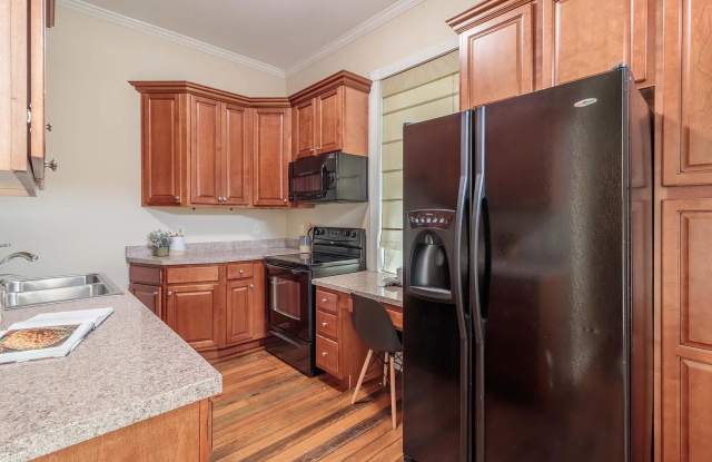 117 East Livingston Avenue