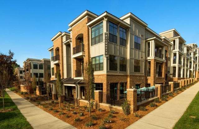 1106 Euclid Ave Unit C12