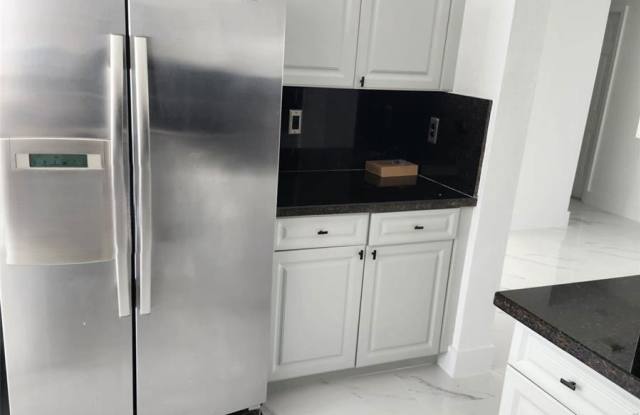 8465 Northwest 108th Path