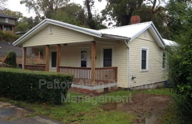 13 N Crescent St