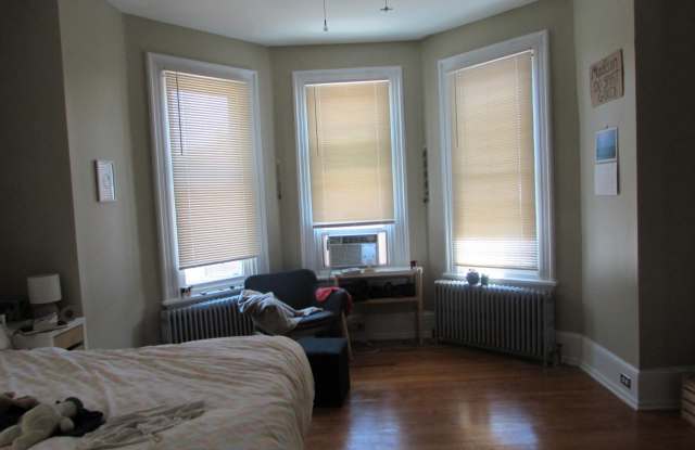 5903 GREENE Street unit: #2 Second Floor